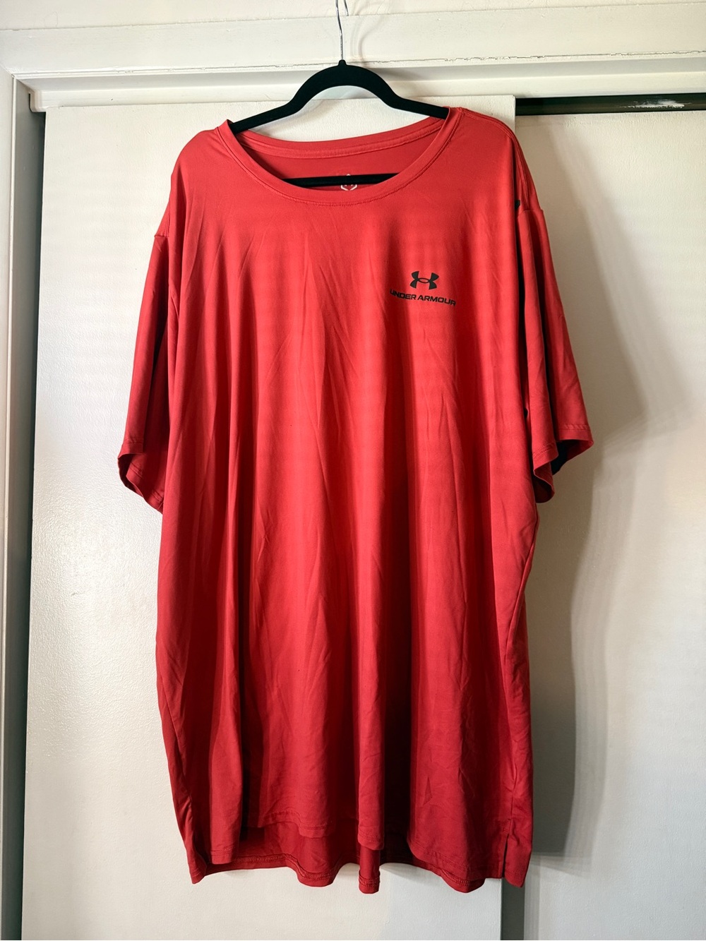 Under Armour Men's Red Orange Performance T-Shirt